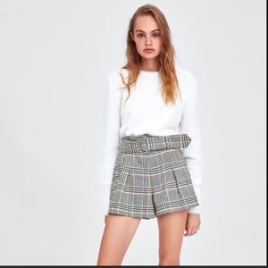 Beautiful pleaded ZARA shorts